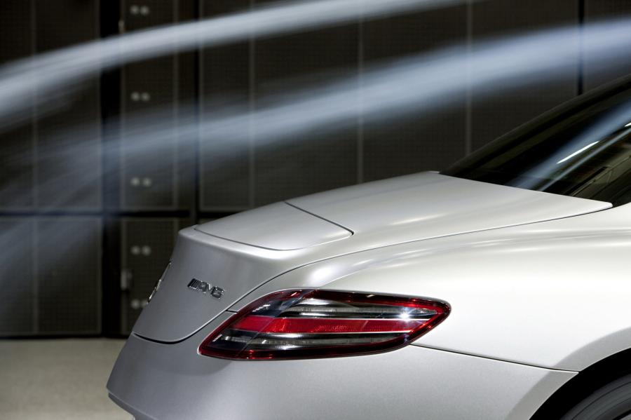  Mercedes-Benz SLS AMG 2010 года  (фото 198 из 526)